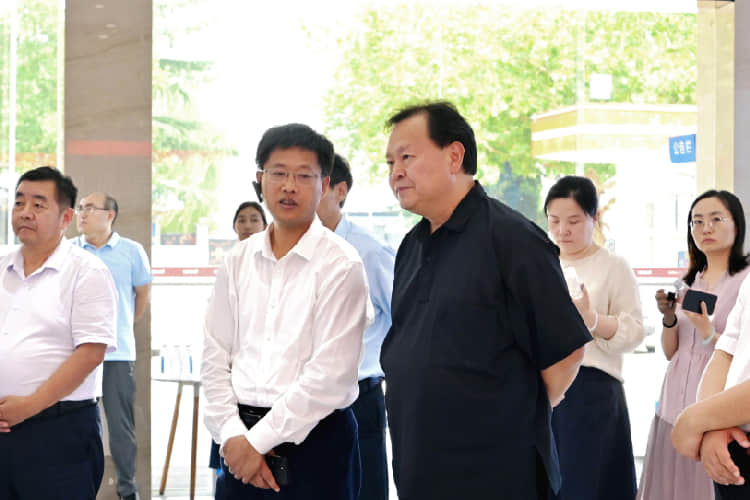 图片1、封面
